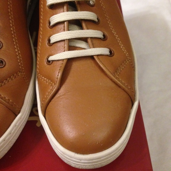 Salvatore Ferragamo Tan Leather Sneakers 8.5 - Picture 5 of 10